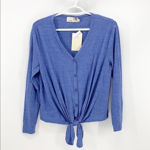 Everleigh tie front striped top - Picture 1 of 6